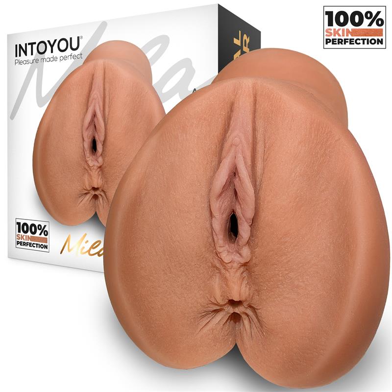 Vagina y ano realista Mila