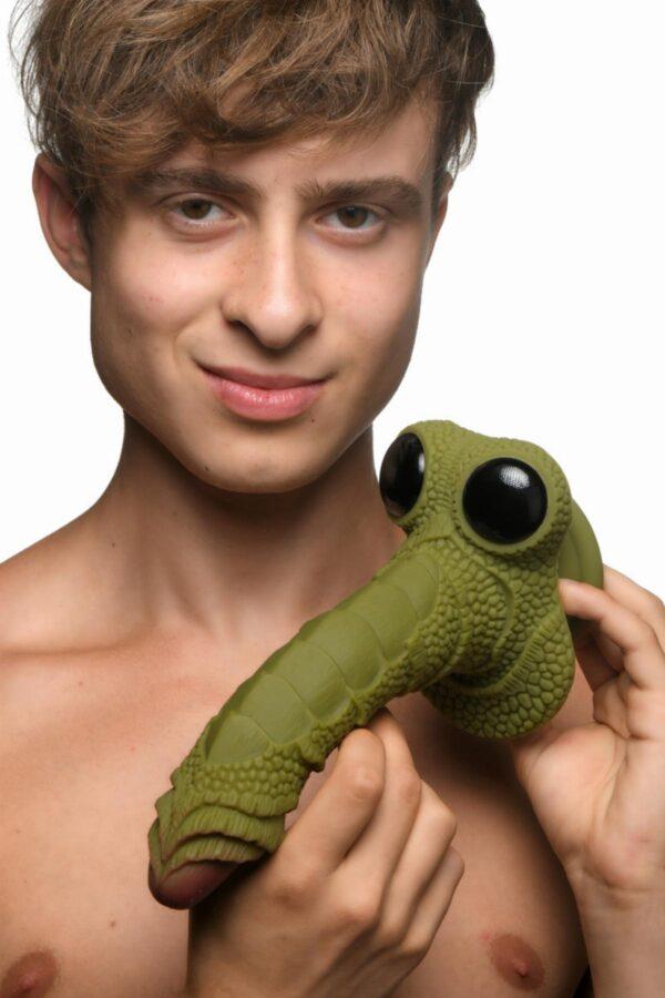 Scaled swamp monster dildo - Imagen 2