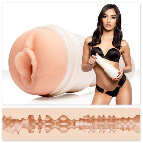 Fleshlight girls Emily Willis squirt